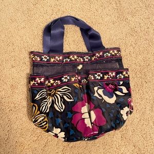 Vera Bradley lunchbox bag